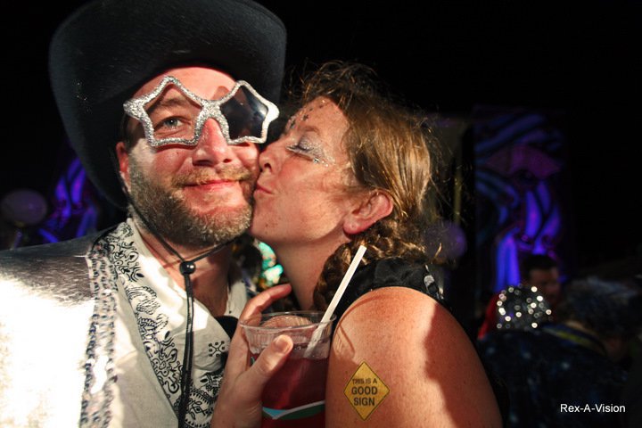 Good Sign at festival